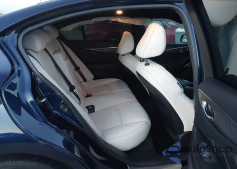 2021 Infiniti Q50 Red Sport 400 z USA, uszkodzony, nr VIN JN1FV7DP5MM850445